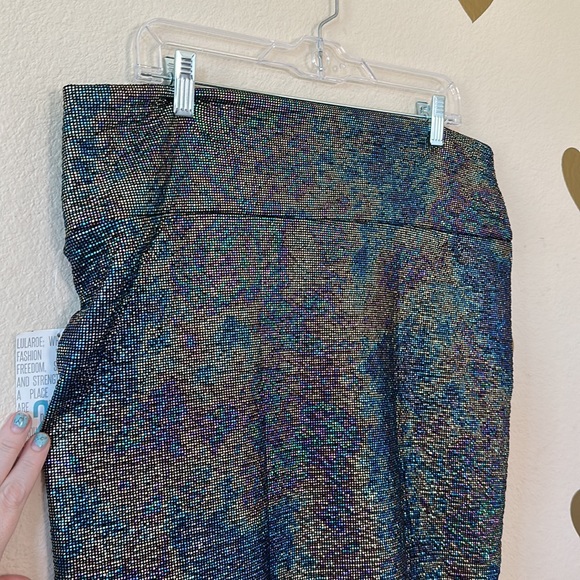 Lularoe Cassie skirt size 2x metallic holographic - Picture 2 of 5